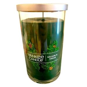 NWT Yankee Candle Balsam & Cedar Green Candle
